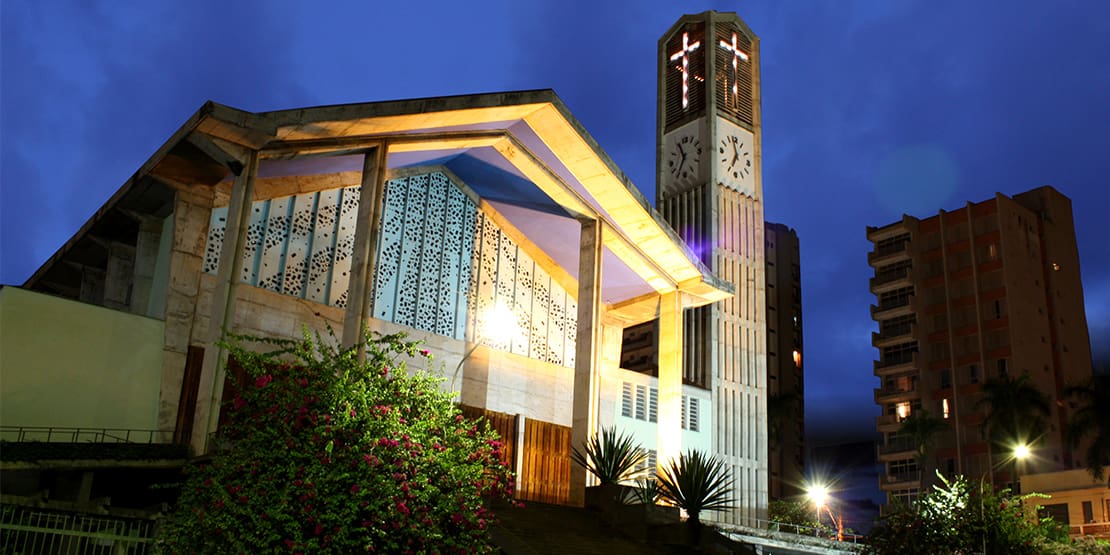 igreja da matriz no centro de olimpia