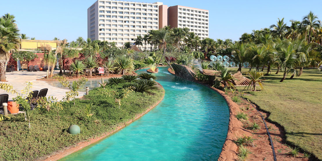 Benefícios das águas termais em Olímpia, com águas quentes naturais que ajudam no relaxamento, no bem-estar e no cuidado com a saúde.