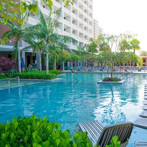 Hot Beach Resort